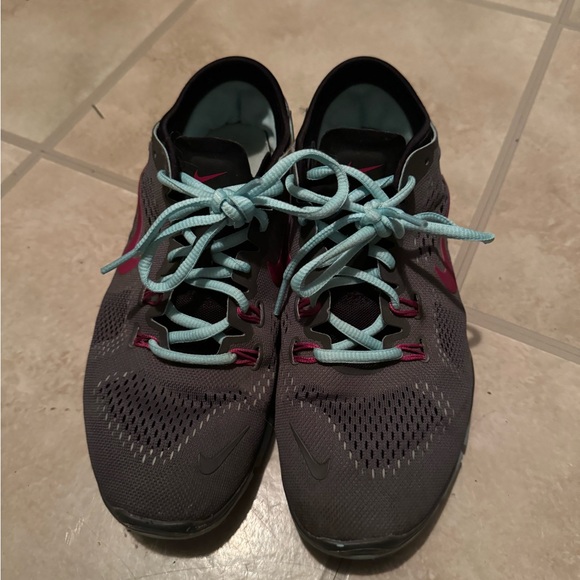 Nike Free 5.0 Sneakers - Picture 5 of 6